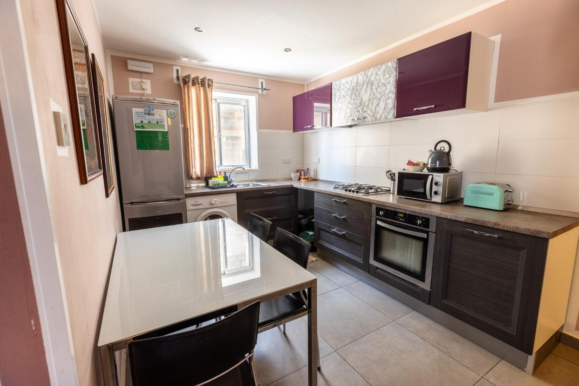 Pinewood Appartement San Ġiljan Buitenkant foto